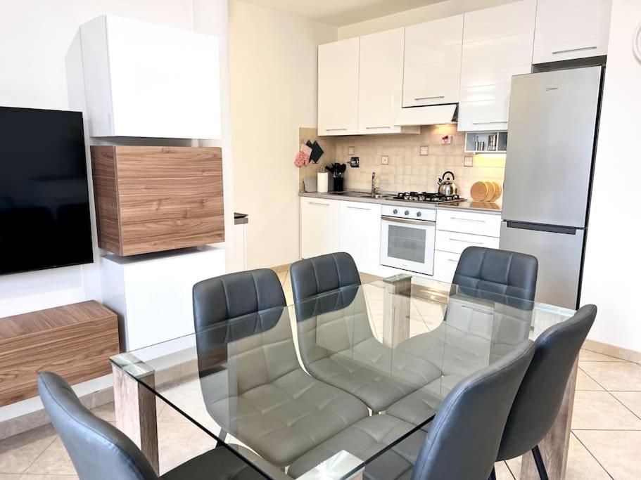 Comfyspot Apartment Rosia Exterior foto