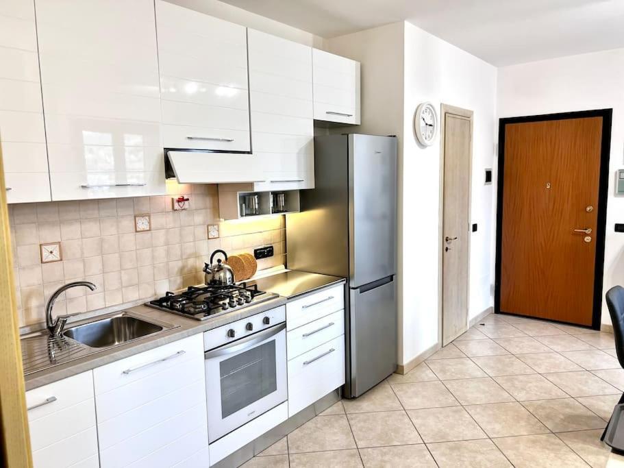 Comfyspot Apartment Rosia Exterior foto