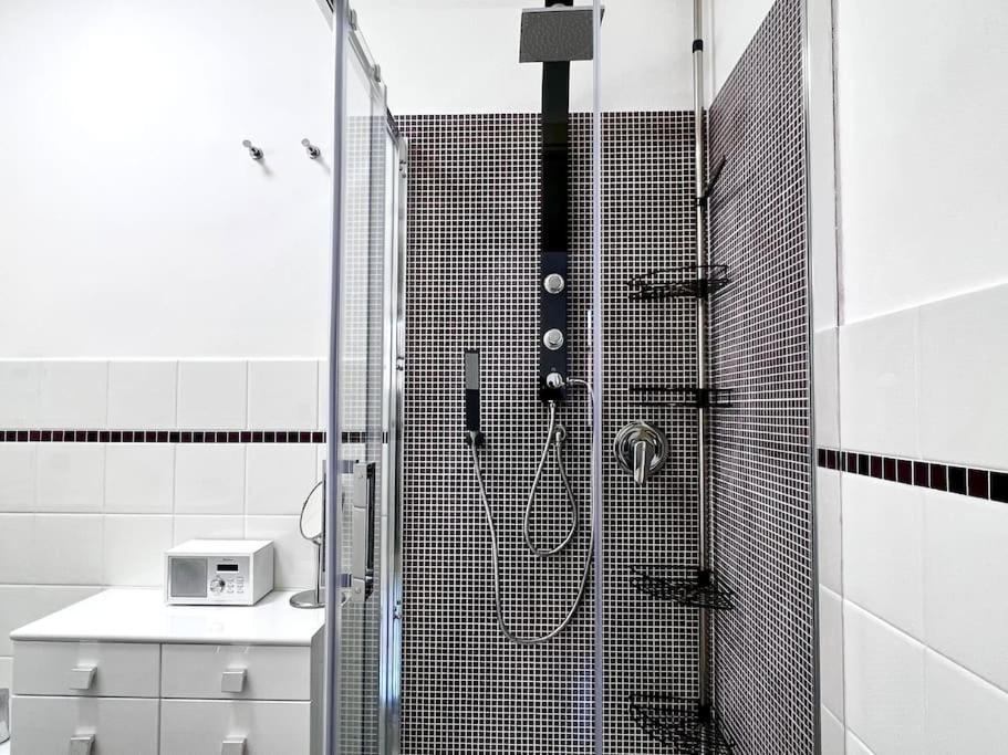 Comfyspot Apartment Rosia Exterior foto